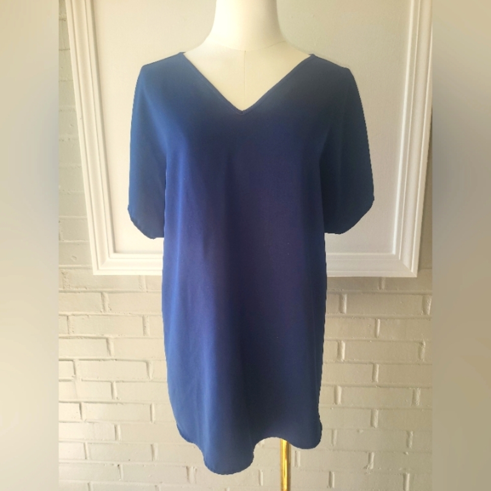 Lands' End Women's Blue V-Neck Top